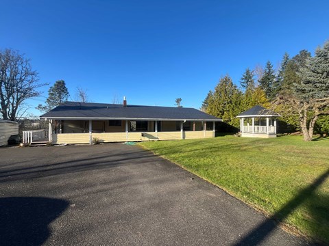 2501 E Sunset Dr. 4 Beds Apartment for Rent