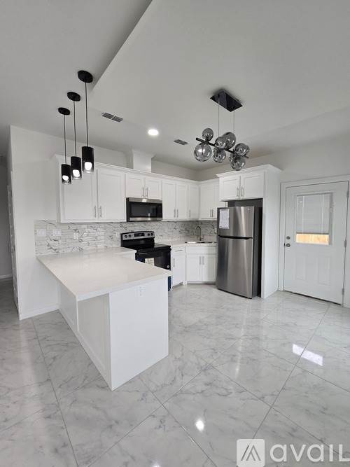2-bedroom apartment at Rising Son Rentals in Edinburg, TX