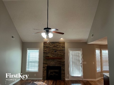 3136 Hawthorn Drive 3 Beds Apartment for Rent