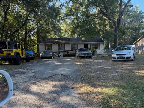1337 Stewart Rd 4 Beds Apartment for Rent