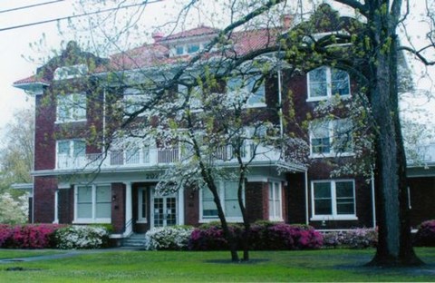 207 E 14Th Street 1-2 Beds Apartment for Rent
