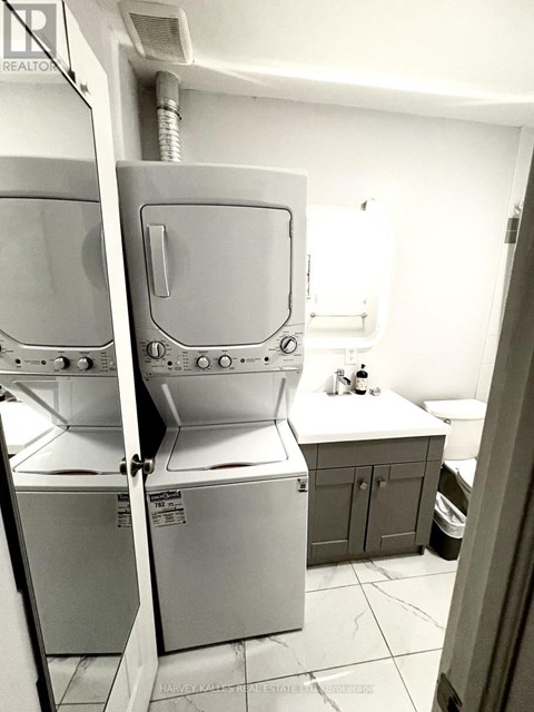 2 - 11 SAINT PATRICKS SQUARE 2 Beds Apartment for Rent