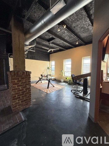 710 Crockett Street 3 Beds Apartment for Rent