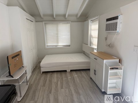 1841 Taft St Studio Apartment for Rent