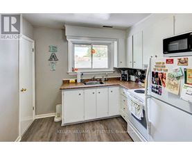 Source URL: https://ddfcdn.realtor.ca/listing/TS639084019221500000/reb13/highres/2/x12855202_12.jpg