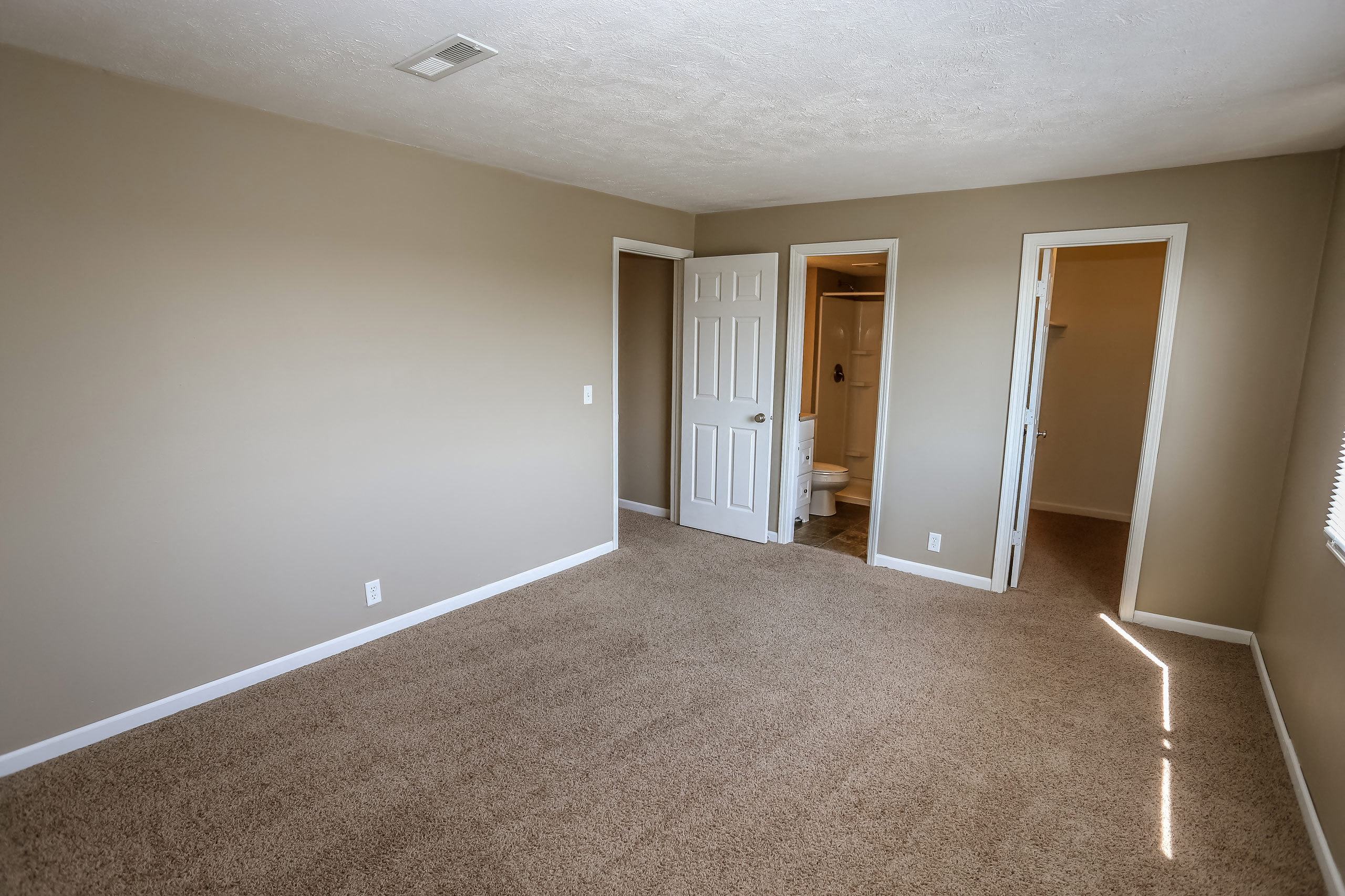 Evergreen Terrace Apartments 11029 R Plaza Omaha Ne Rentcafe