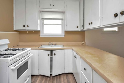 5920 R Cole Rd 2 Beds Apartment for Rent