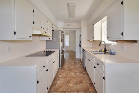 1125 Norwood Drive 4 Beds Apartment for Rent