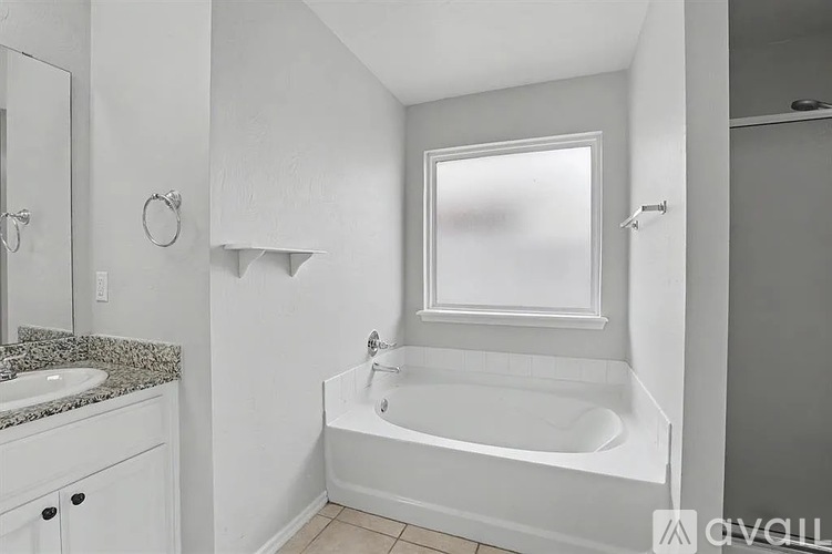 2520 NW 182nd St 3 Beds Single Family Home for Rent - Photo gallery 5