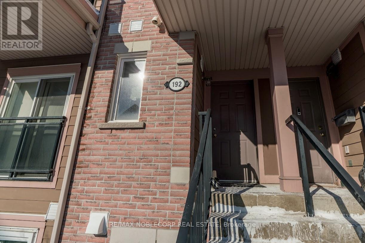 A house numbered 192 is for sale.