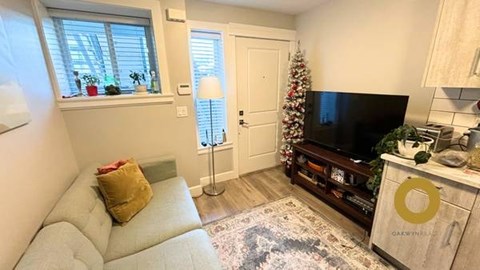 Basement Left-2554 Venables Street 2 Beds Apartment for Rent