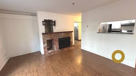 104-1835 Barclay Street 1 Apartment for Rent