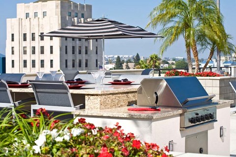 Rooftop Patio and Grill at 210 Third Lofts in Downtown Long Beach