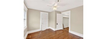 2 Bedrooms, 1 Bathroom