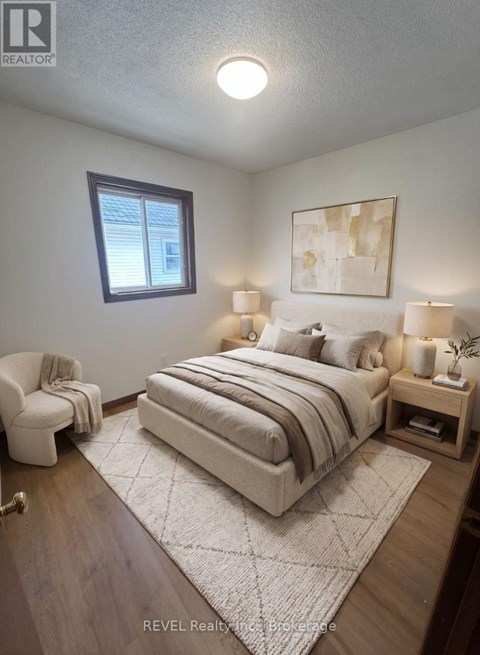 1 - 1372 HAIST STREET 3 Beds Apartment for Rent