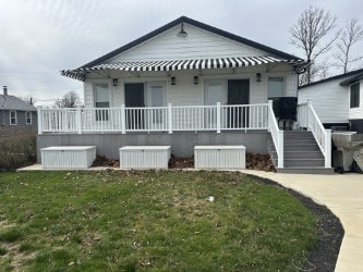 7712 Walnut Street 2 Beds Apartment for Rent