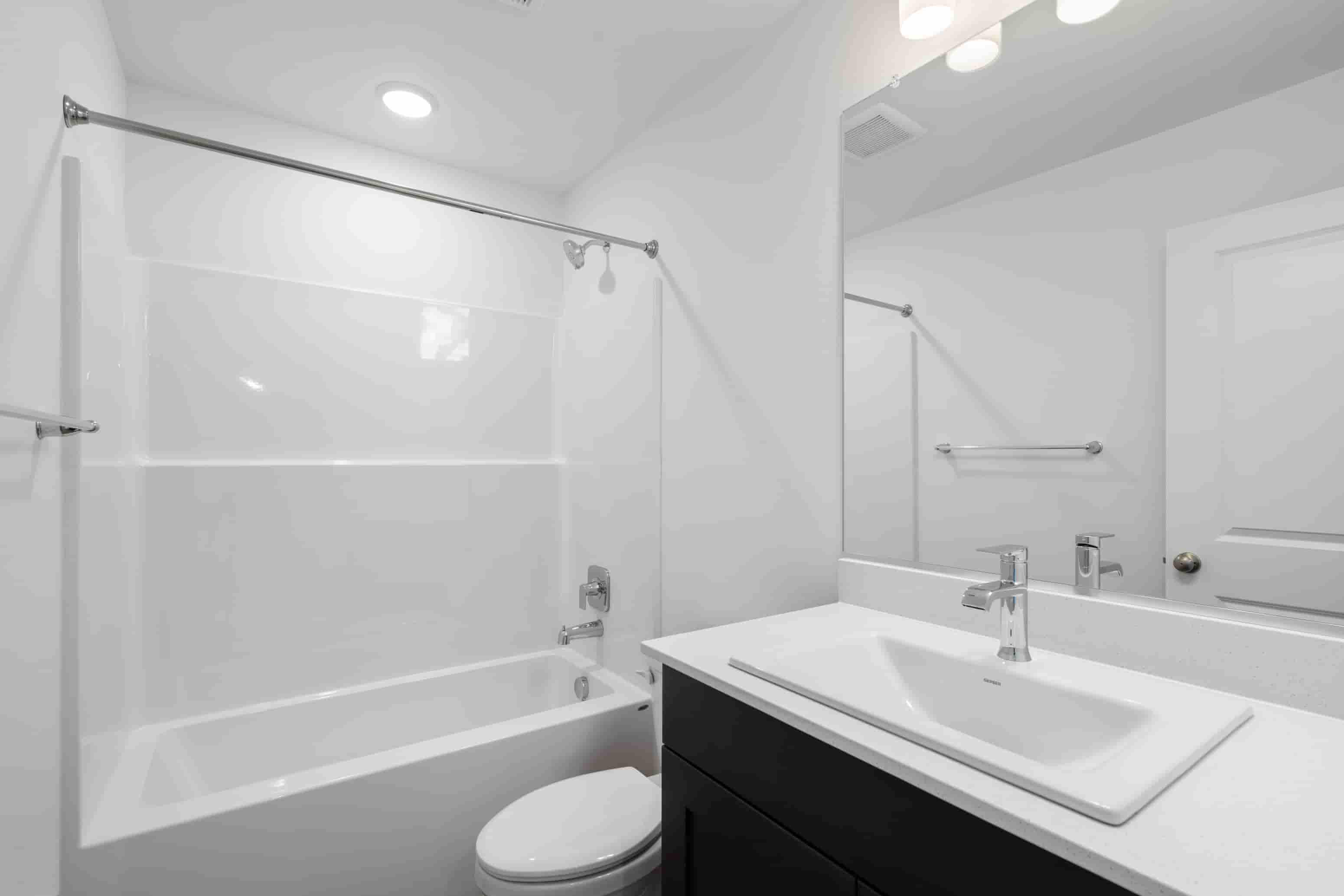 18308 NE 17th St 3 Beds House for Rent - Photo gallery 3