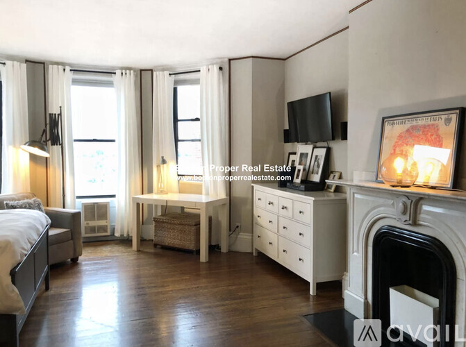 312 Beacon St Studio Apartment for Rent - Photo gallery 2