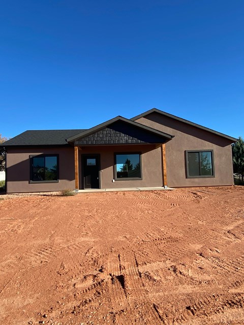 742 W Vance Dr 3 Beds Apartment for Rent