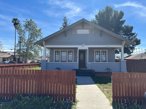 529 E. Latham Avenue 3 Beds Apartment for Rent