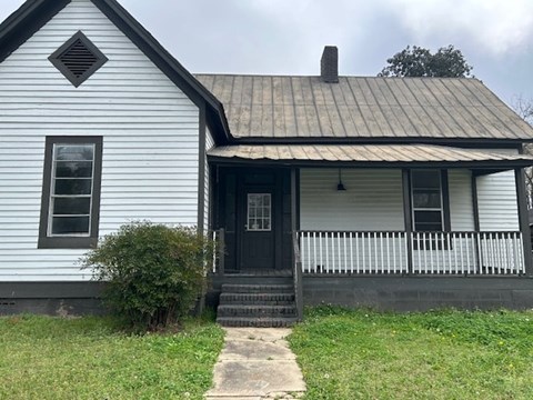 509 Court Street 3 Beds Apartment for Rent