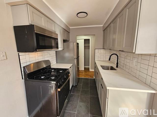 720 Westfield Ave