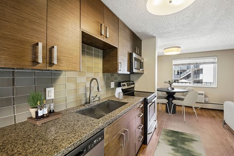 636-648 North Pearl Street 1 Apartment for Rent