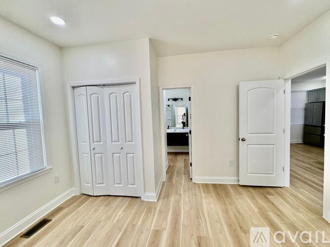 242 Pearl St 2 Beds Single Family Home for Rent - Photo gallery 2