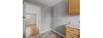 2 Bedrooms, 1 Bathroom