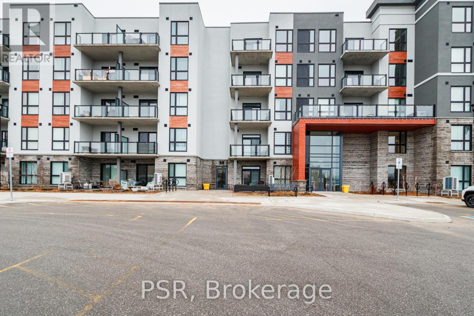 Source URL: https://ddfcdn.realtor.ca/listing/TS639092634526800000/reb82/highres/6/s12887216_3.jpg