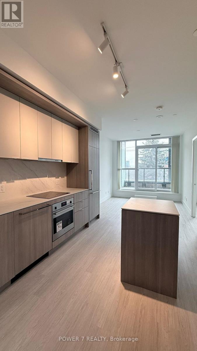 Source URL: https://ddfcdn.realtor.ca/listing/TS639112524843830000/reb82/highres/0/c12913420_1.jpg