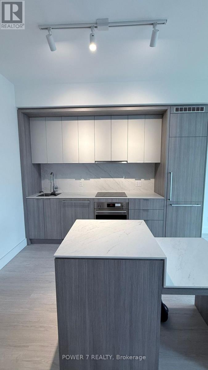 Source URL: https://ddfcdn.realtor.ca/listing/TS639112524856200000/reb82/highres/0/c12913420_2.jpg