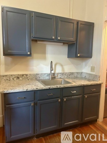 69 South Pleasant Street 3 Beds Apartment for Rent