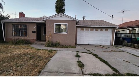 5361 Arlington Avenue 3 Beds Apartment for Rent