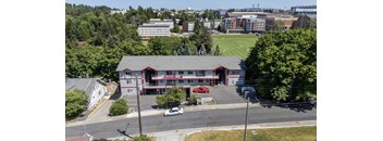 Cougar Place - 3X1