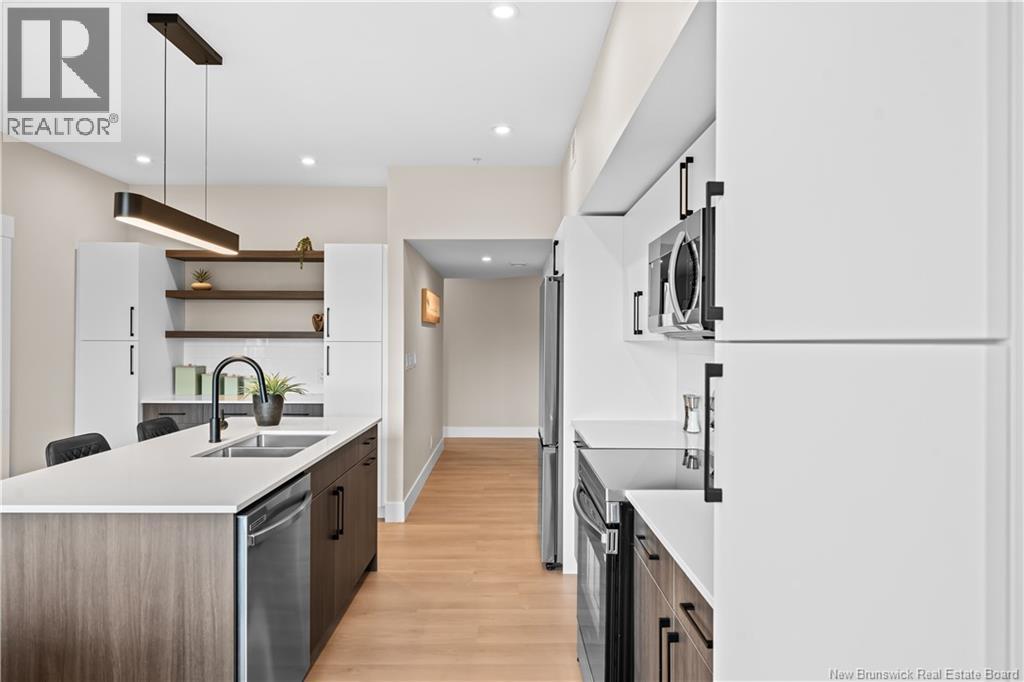 Source URL: https://ddfcdn.realtor.ca/listing/TS639101349126130000/reb84/highres/9/NB135919_16.jpg