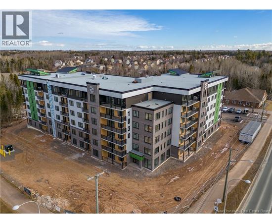 Source URL: https://ddfcdn.realtor.ca/listing/TS639101349132200000/reb84/highres/6/NB135906_1.jpg