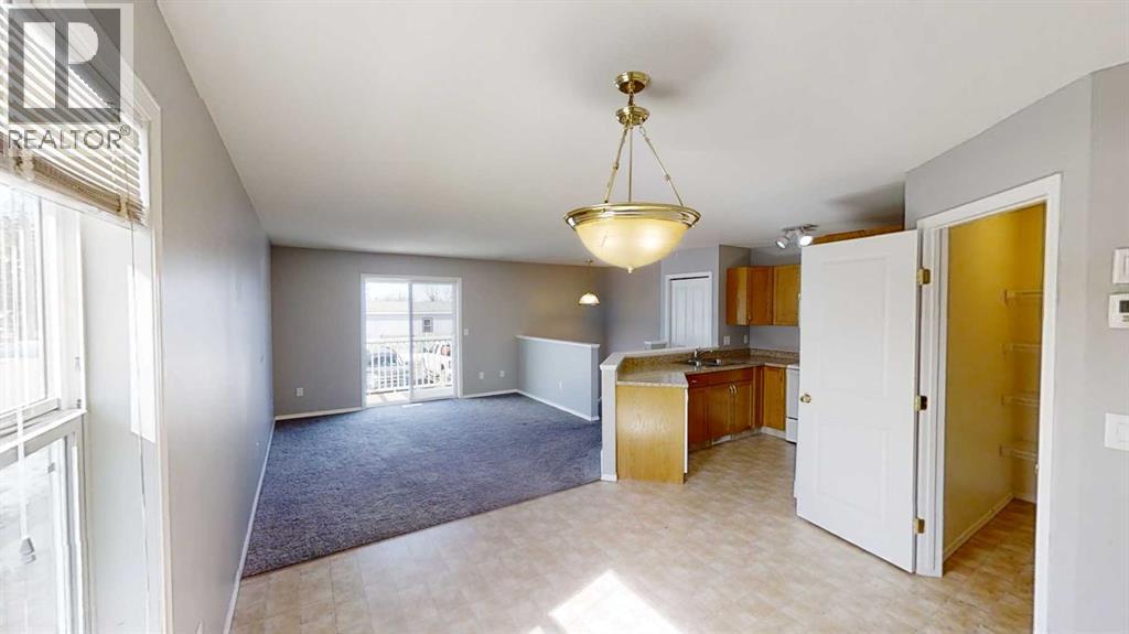 Source URL: https://ddfcdn.realtor.ca/listing/TS639112680962100000/reb38/highres/6/A2296706_3.jpg