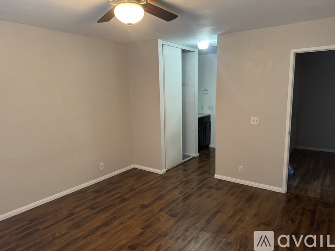10898 Aderman Avenue 1 Condo for Rent - Photo gallery 3