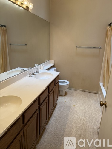 12021 Heritage Dr 5 Beds Condo for Rent - Photo gallery 5