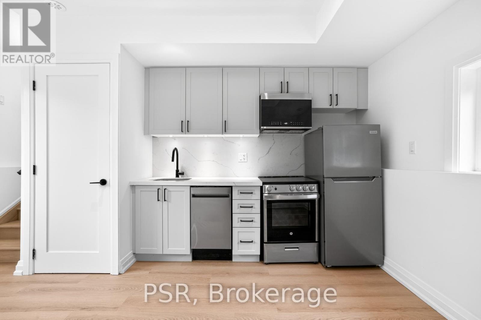 Source URL: https://ddfcdn.realtor.ca/listing/TS639103127698370000/reb82/highres/6/w12932446_3.jpg