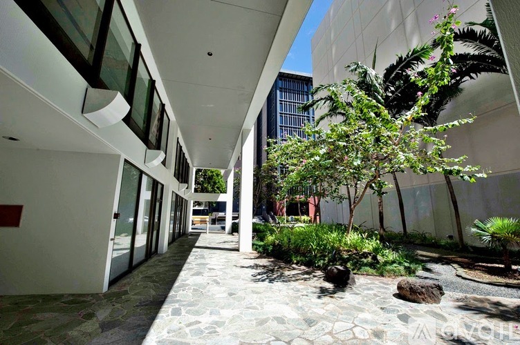 225 Queen St 2 Beds Condo for Rent - Photo gallery 5
