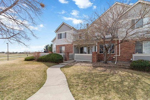 #66 2 Beds Apartment for Rent