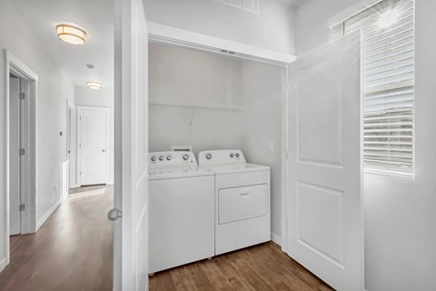 Unit 101 2 Beds Apartment for Rent