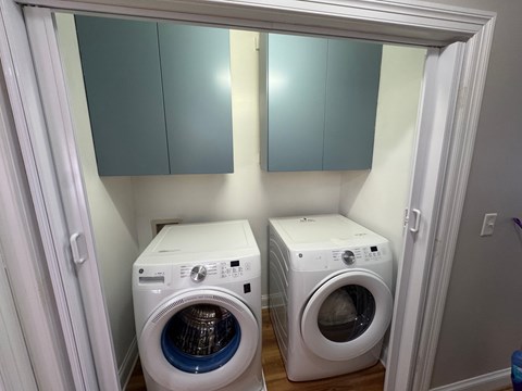 Unit 303 3 Beds Apartment for Rent