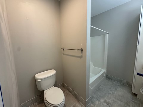 Unit 303 3 Beds Apartment for Rent