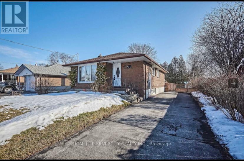 A realtor photo of a house in Brokerage.