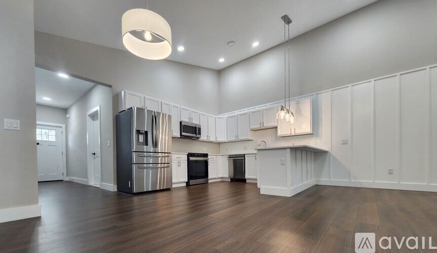 6376 W Flanders Ln 3 Beds Single Family Home for Rent - Photo gallery 4