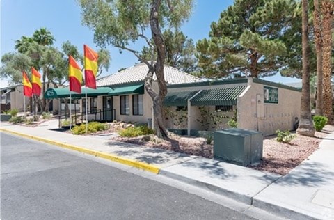 4255 Tamarus Street Studio-2 Beds Apartment for Rent