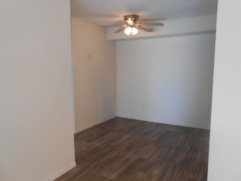 1307 Darlene Way 1-2 Beds Apartment for Rent